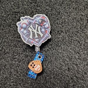 New York Yankees Retractable Badge Reel Id Holder Teacher Nurse Doctor